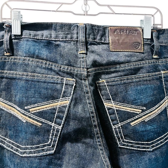 Ariat Cowboy Cut Dark Wash Jeans Size 30x32 Embroidered Casual Western Rodeo - Picture 7 of 8